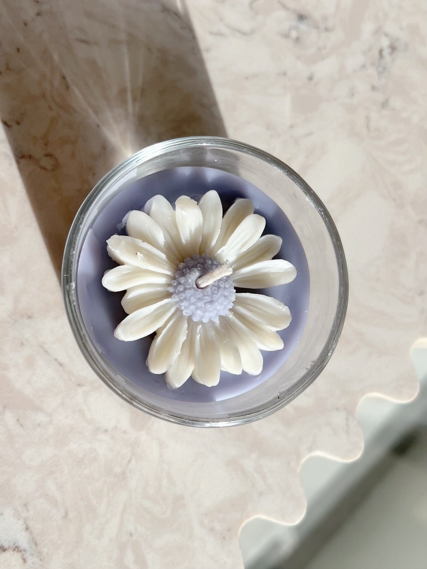Daisy Bloom Candle
