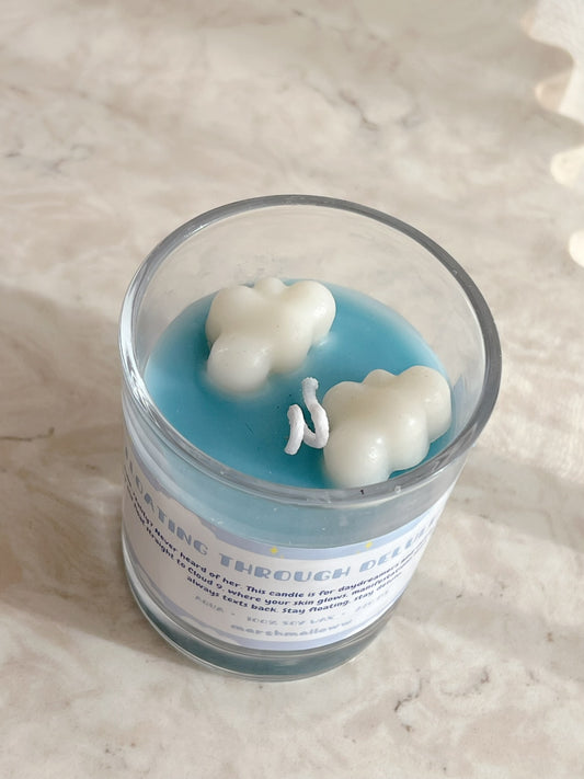 Delulu Land Candle